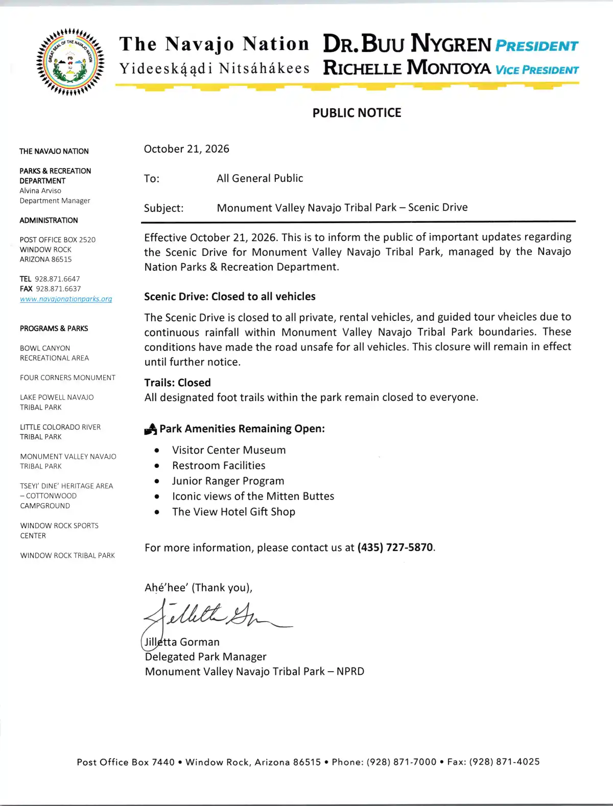 Public notice about road closure at Monument Valley Tribal Park.